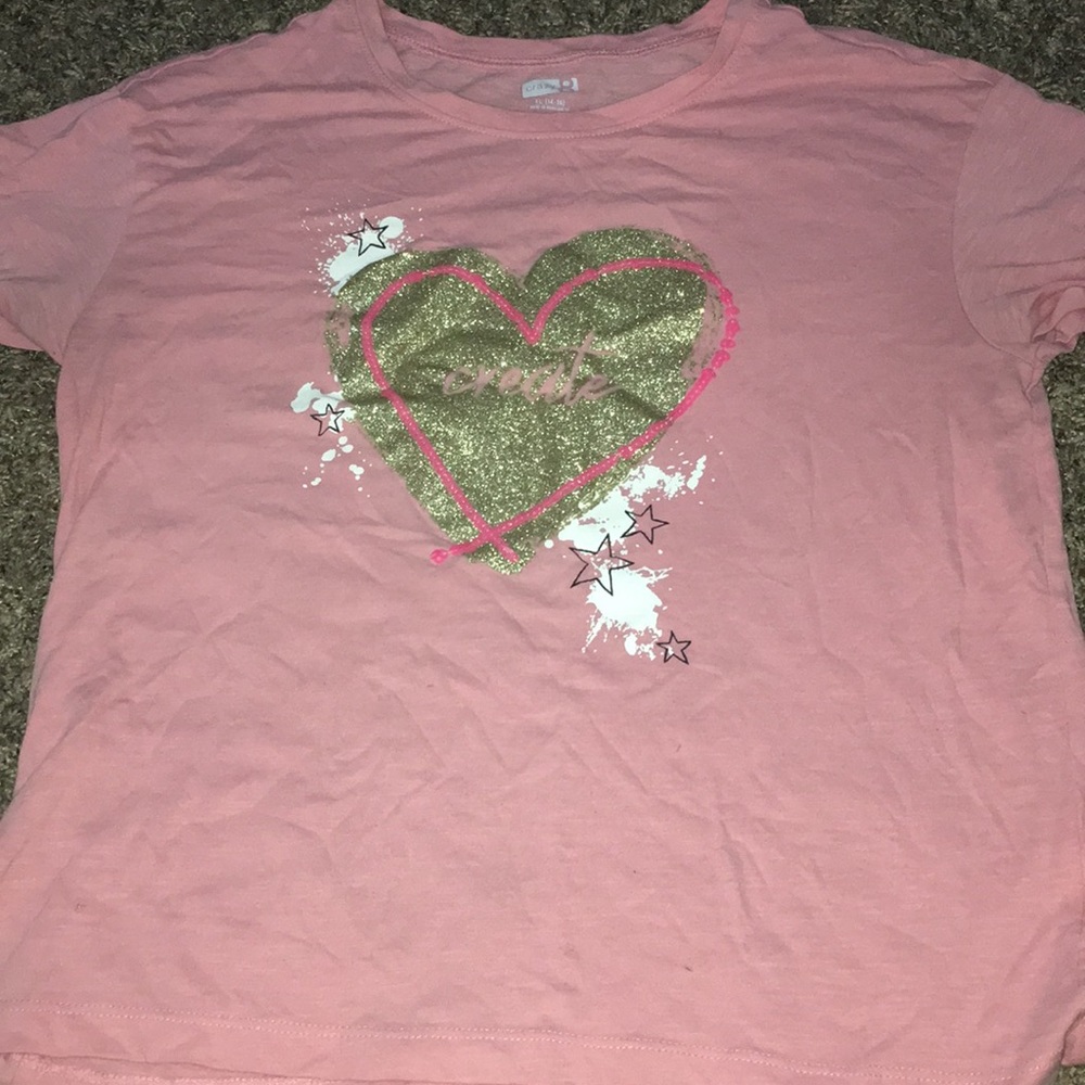 pink shirt